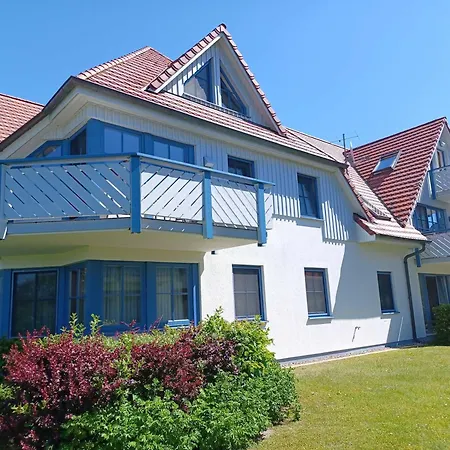 Oewern Diek 36 * Wustrow (Fischland)